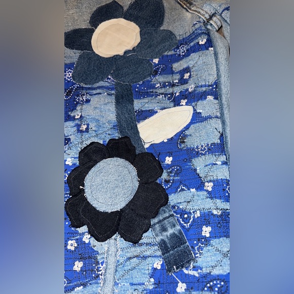 SOLD! - Picture 4 of 4